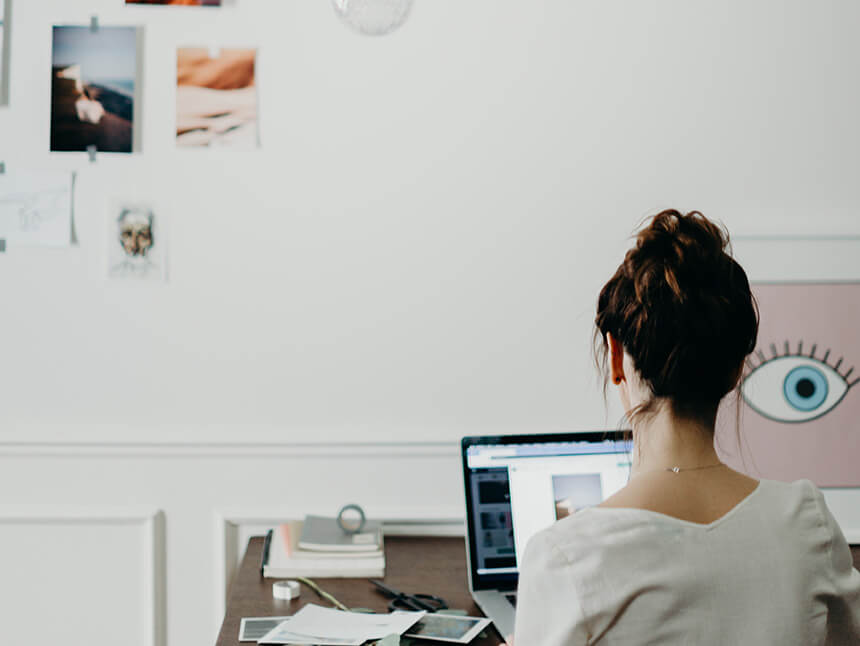 How to Become a Successful Entry Level UX Designer